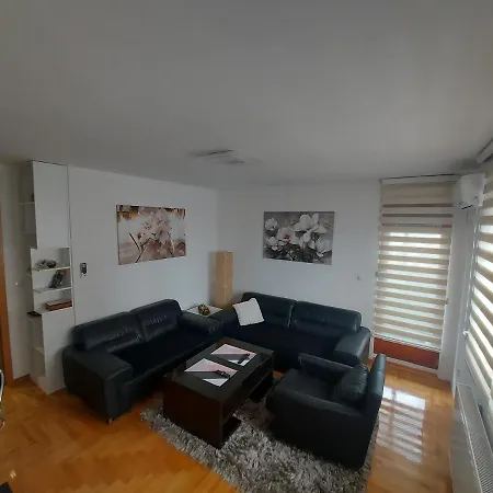 Apartman Jova's Place *