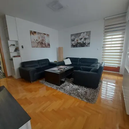 Apartman Jova's Place *