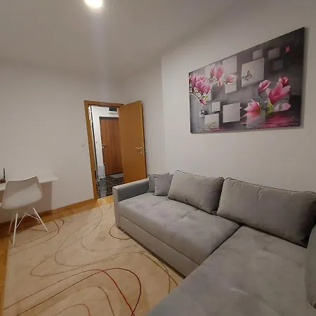 Jova's Place Apartman Lukavica