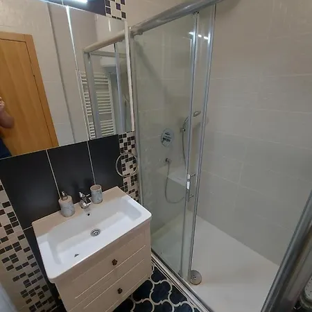 Jova's Place Lukavica