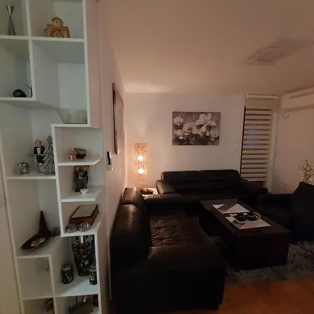 Jova's Place Apartman Lukavica