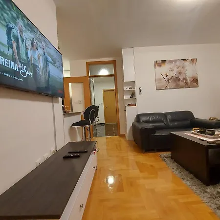 Jova's Place Apartman