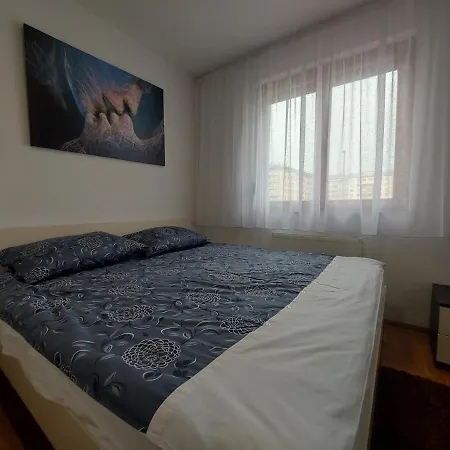 Jova's Place